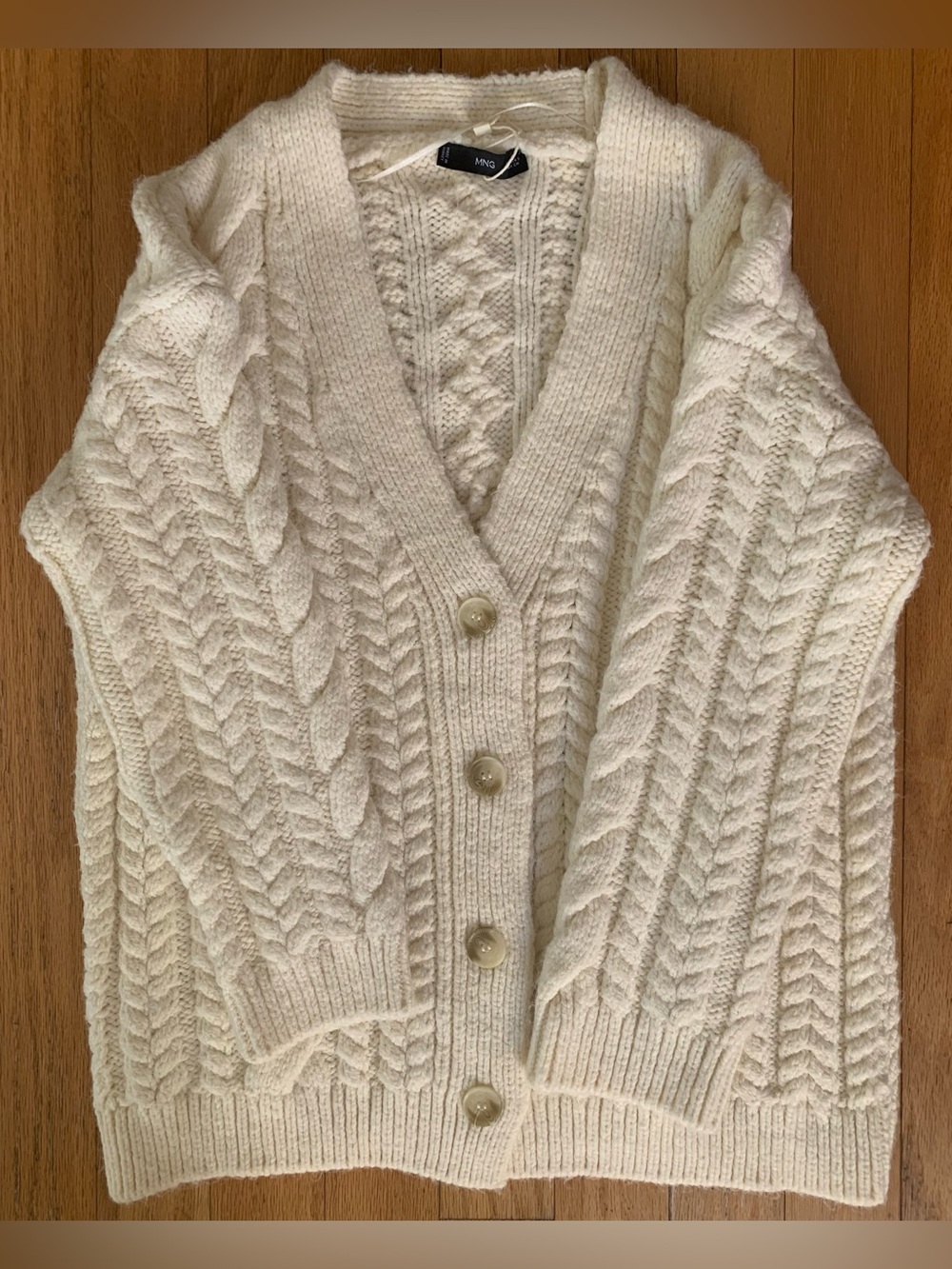 Mango Cream Oversized Chunky Cable-Knit Button-Front Cardigan, Small. - Picture 2 of 8